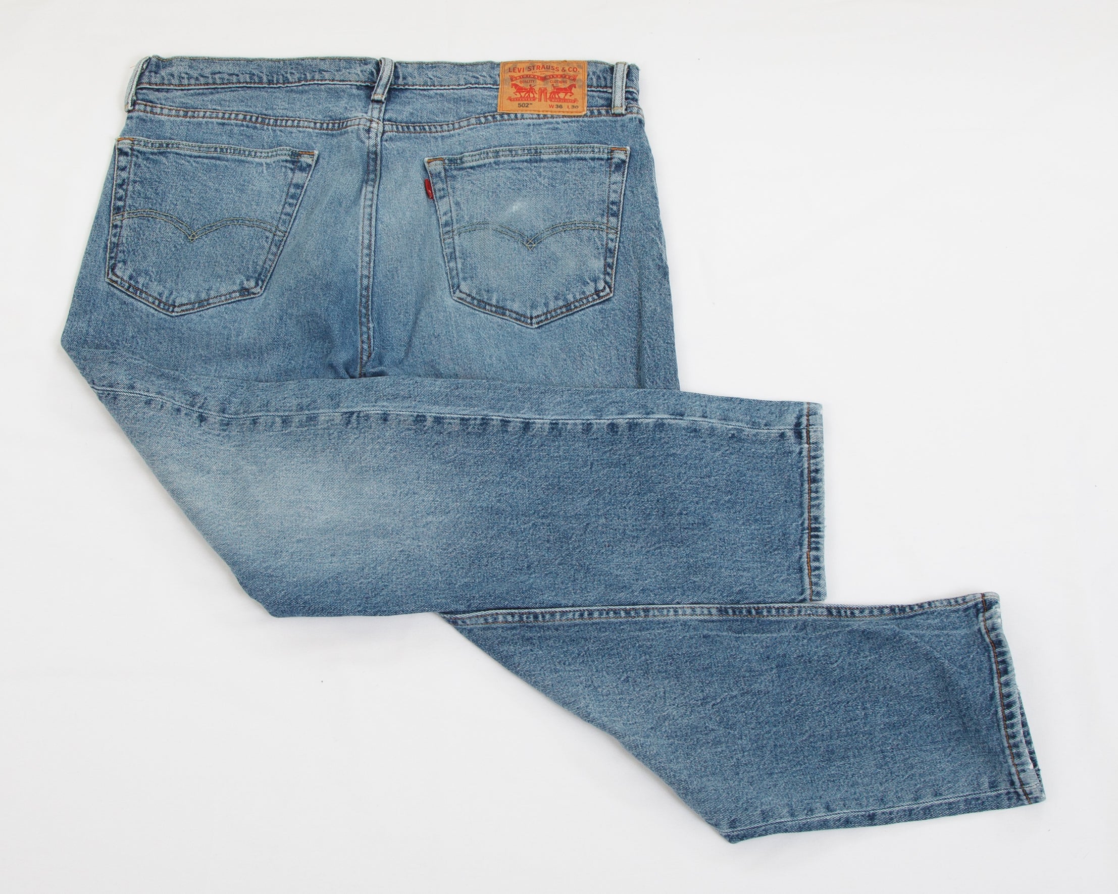 Levi's 502 Jeans
